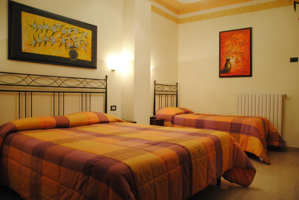 Hotel Ristorante La Siesta Pietrapaola Extérieur photo
